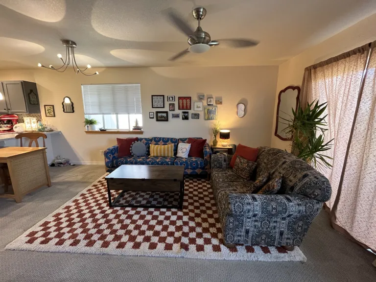 5048 Ralston I-Living Room