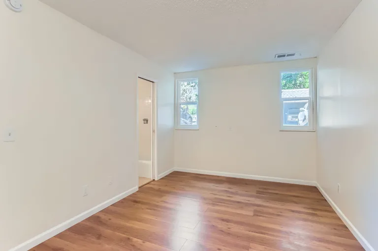3345 Chisholm Trail 105 - 009 - Primary Bedroom