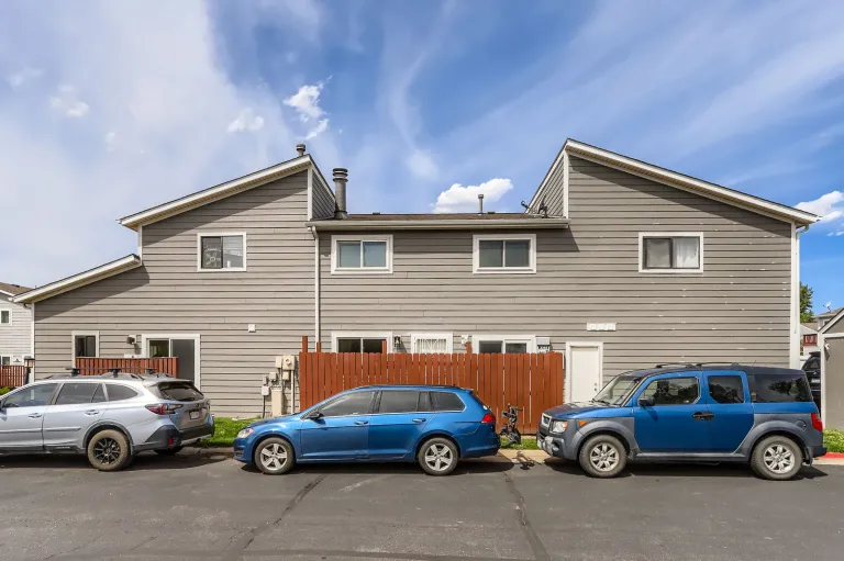 3355 Talisman CT C - 001 - Exterior Front