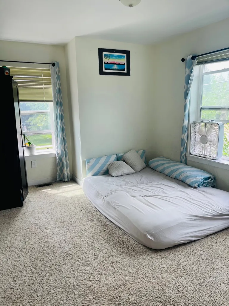 4573 Sunnyside Bedroom Area