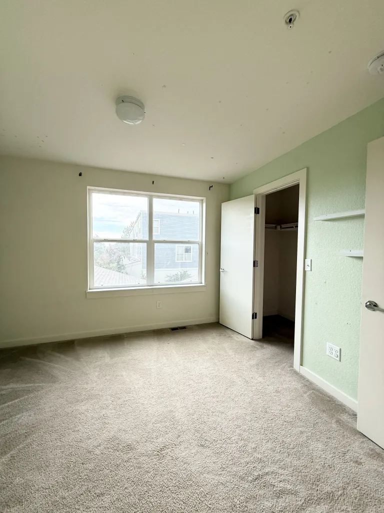4606 16th Street #9 bedroom  with closet