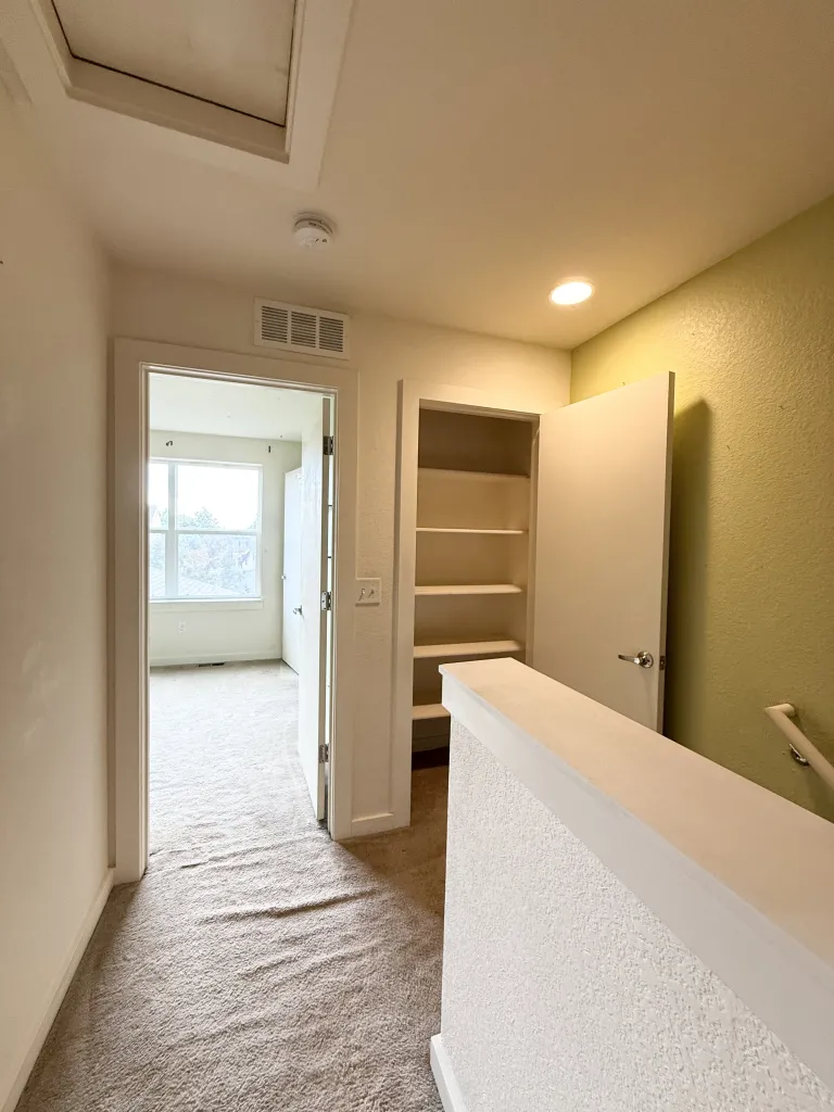 4606 16th Street #9 -  hall