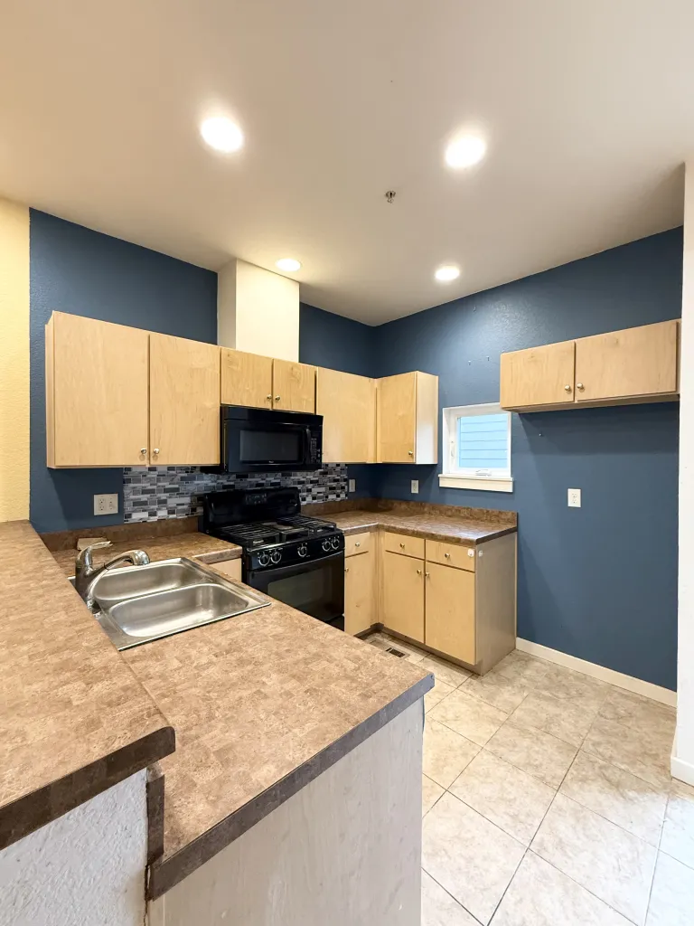 4606 16th Street #9 kitchen