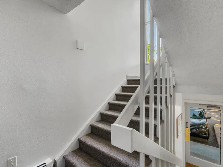 3335 Chisholm Trl 202 - Common building stairwell