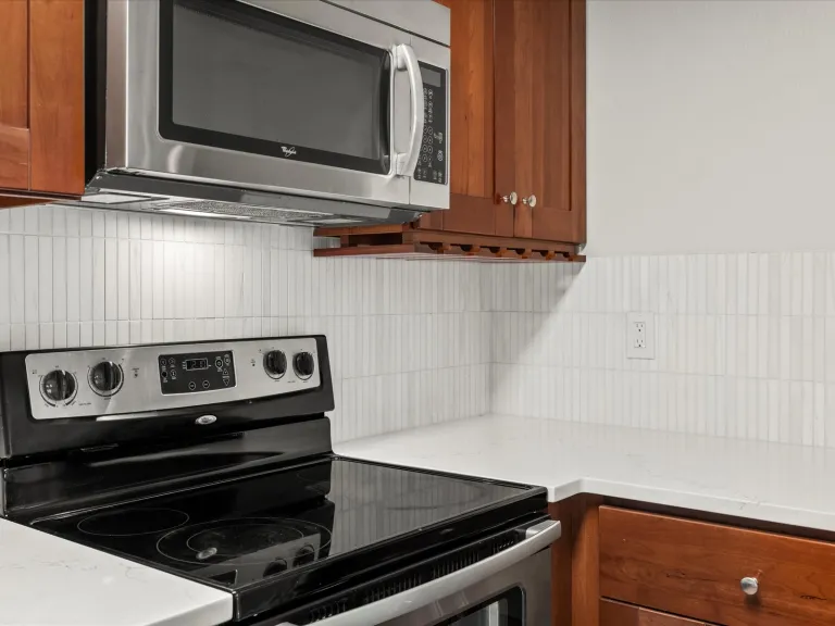 3120 Corona Trl L301-Kitchen-