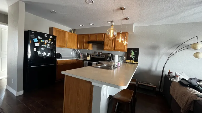 11 - 5048 Ralston K - Kitchen