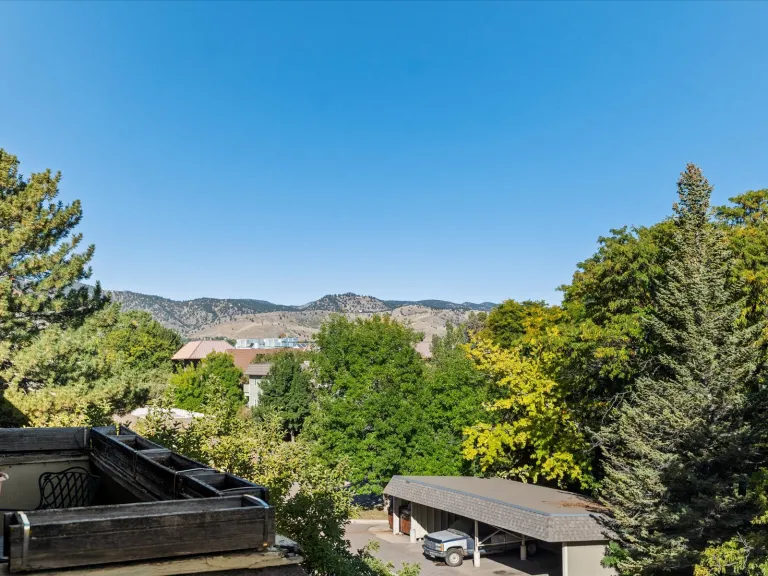 3120 Corona Trl L301-Mountain Views