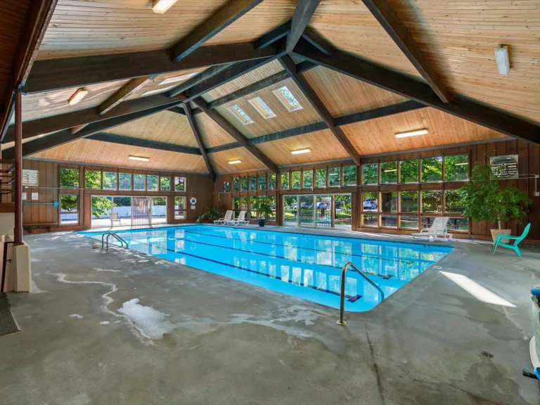 3335 Chisholm Trl 202 - Community indoor pool