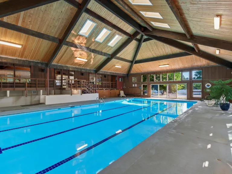 3335 Chisholm Trl 202 - Community indoor pool