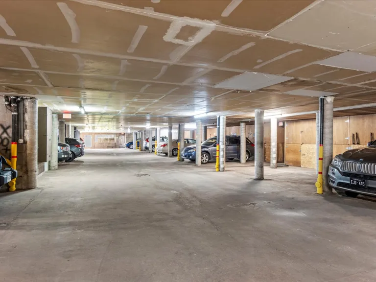 3120 Corona Trl L301-Shared Underground Garage