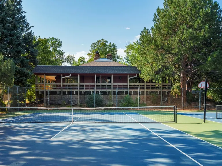 3335 Chisholm Trl 202 - Community tennis courts