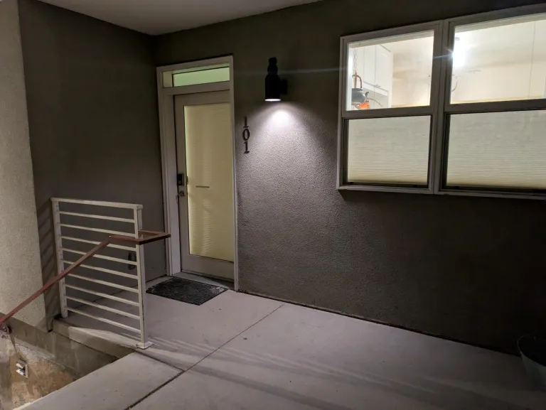 2930 Broadway St Unit 101 - Front entrance 