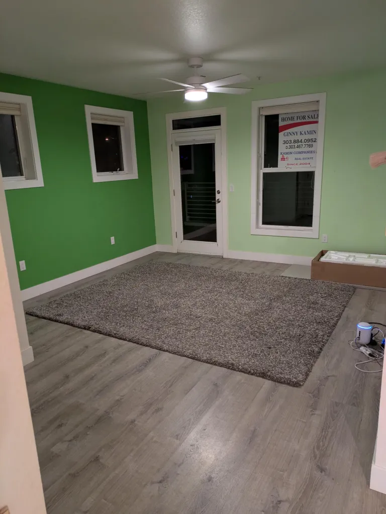 2930 Broadway St Unit 101 - Inside entrance view