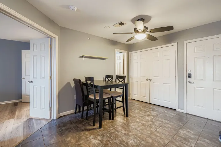 2520 Taft Dr 205 Dinning Room