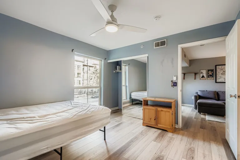 2520 Taft Dr 205 Bedroom