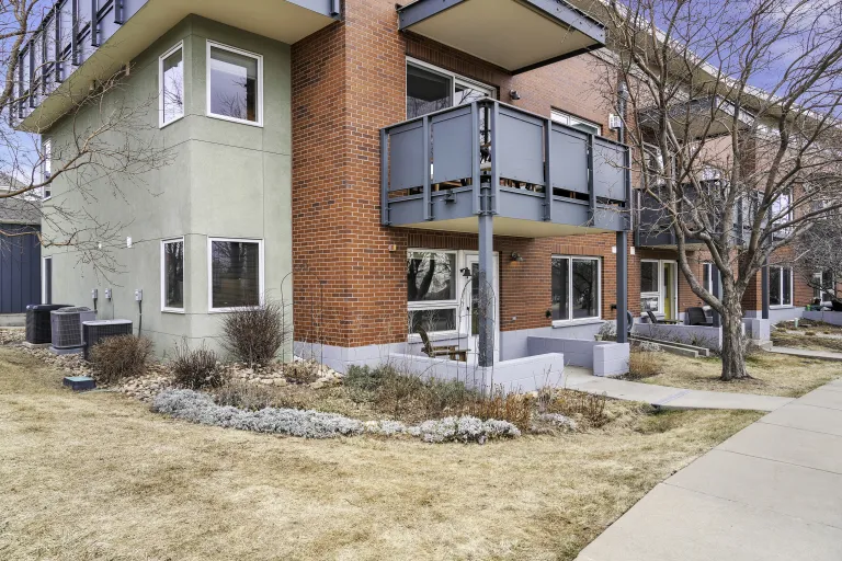 3-4730 Holiday Dr #101-Exterior