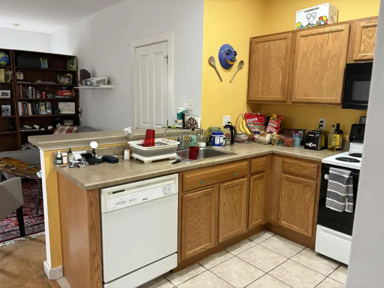 3223 Iron Forge Place Unit 104 kitchen area