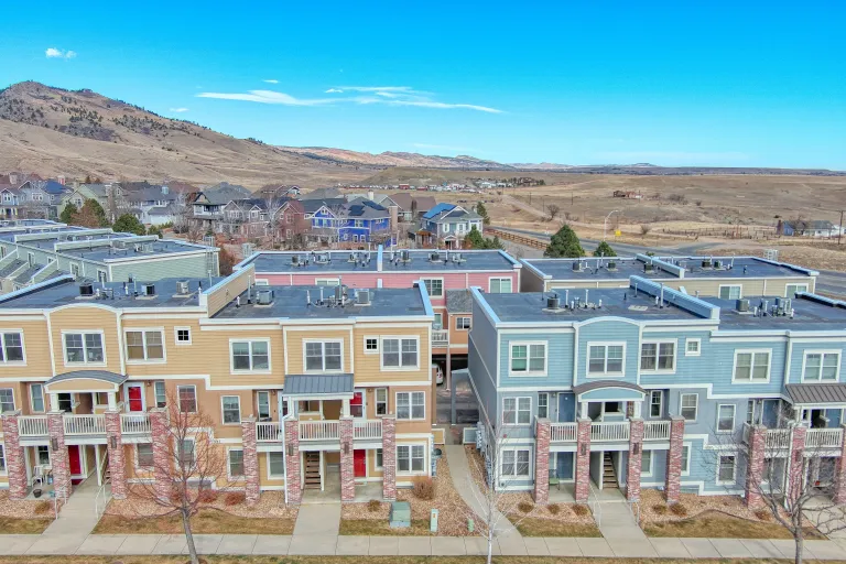 1045 Laramie Blvd Unit F - Outside front building view