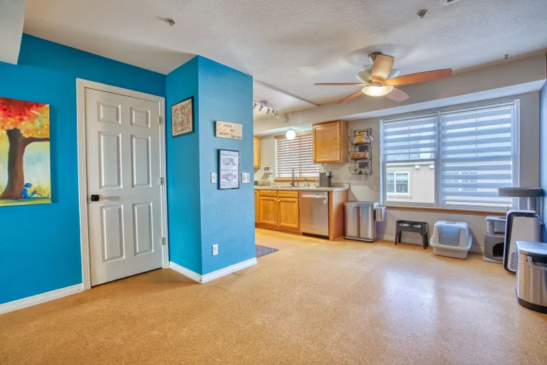 1045 Laramie Blvd Unit F - Kitchen view