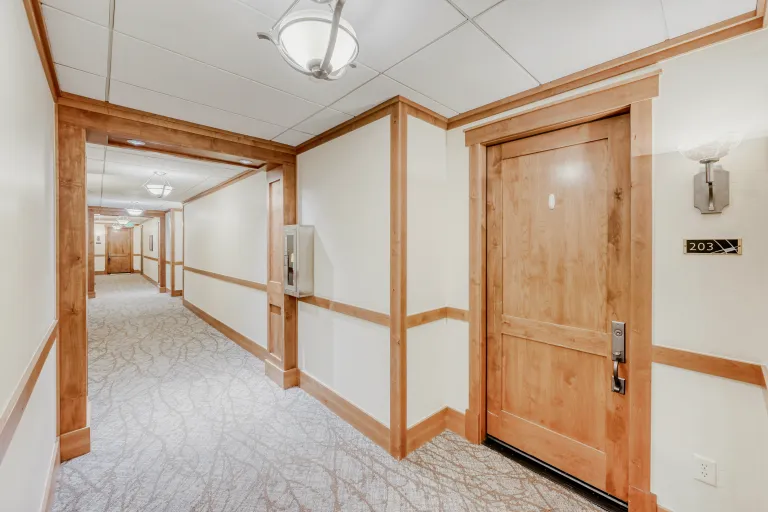 1301 Canyon Blvd 203 - Print Quality - Foyer