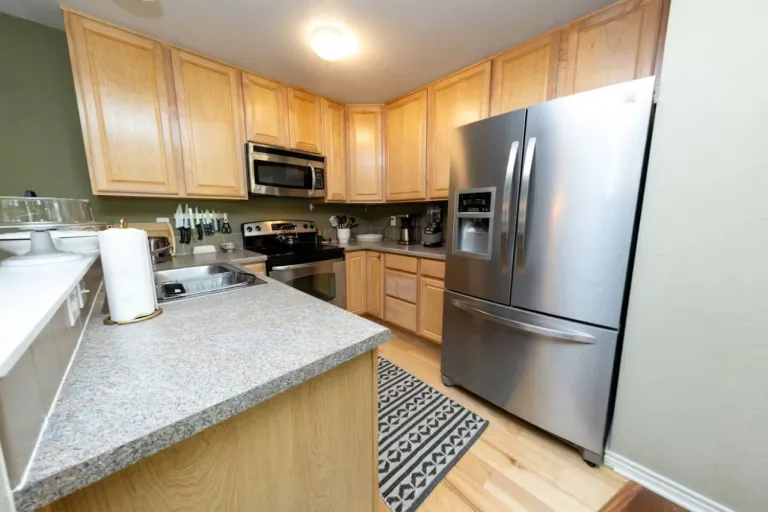 3683 Pinedale St Unit F kitchen (2)