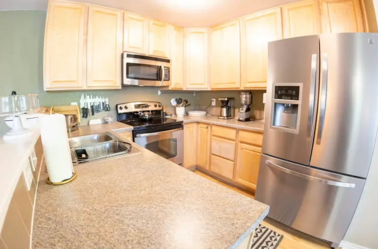 3683 Pinedale St Unit F Kitchen