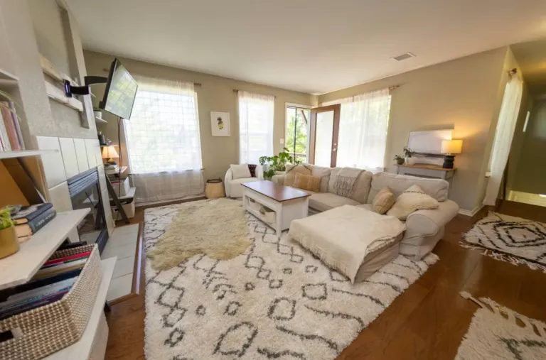 3683 Pinedale St Unit F Living area