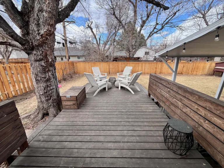 3685 Chase Ct Outside walk way