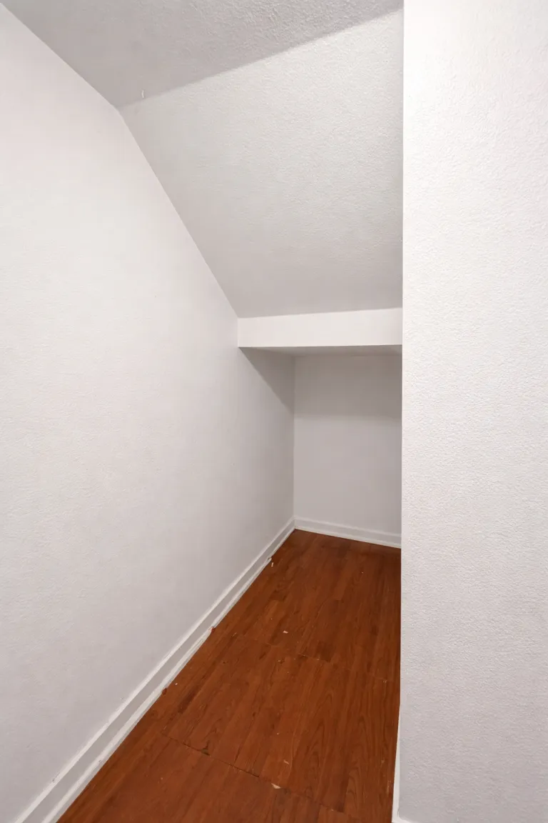 4591 Sunnyside Place storage area