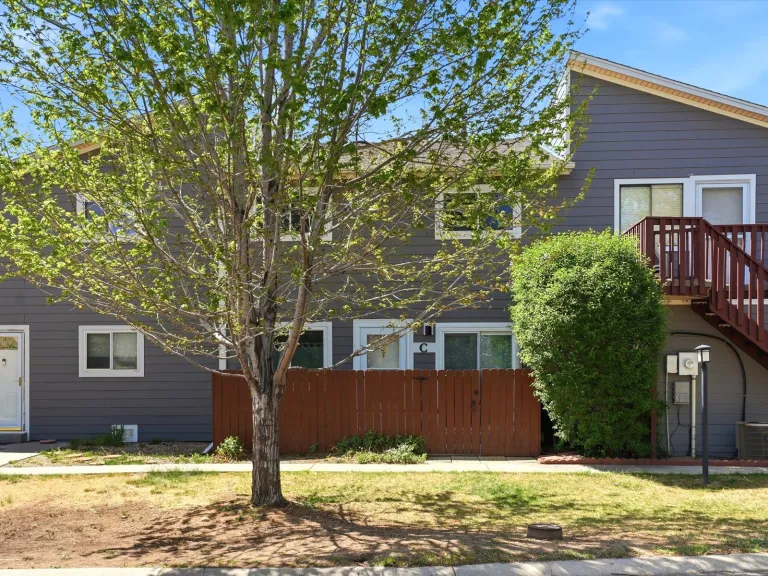 00-3315 Talisman Ct C-Exterior