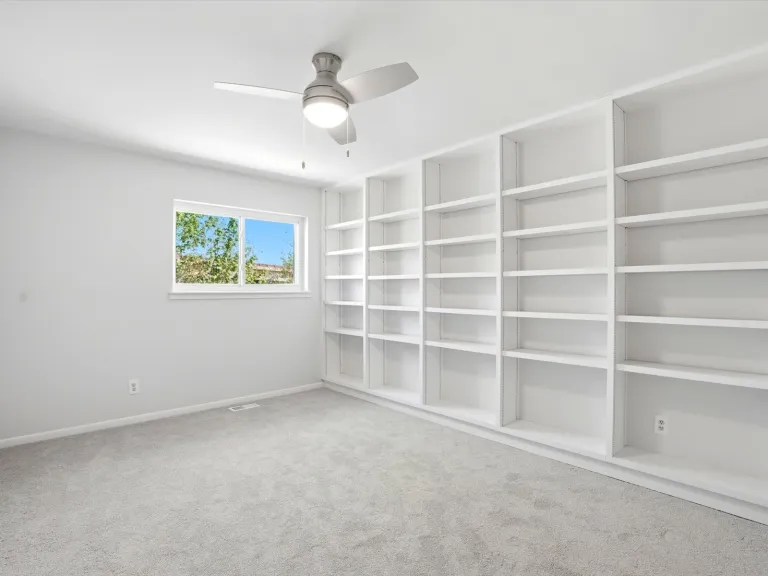 27-3315 Talisman Ct C-primary bedroom with built in shelving