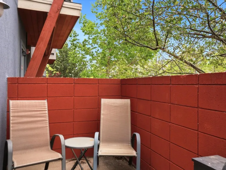 3684 Pinedale St - Patio area
