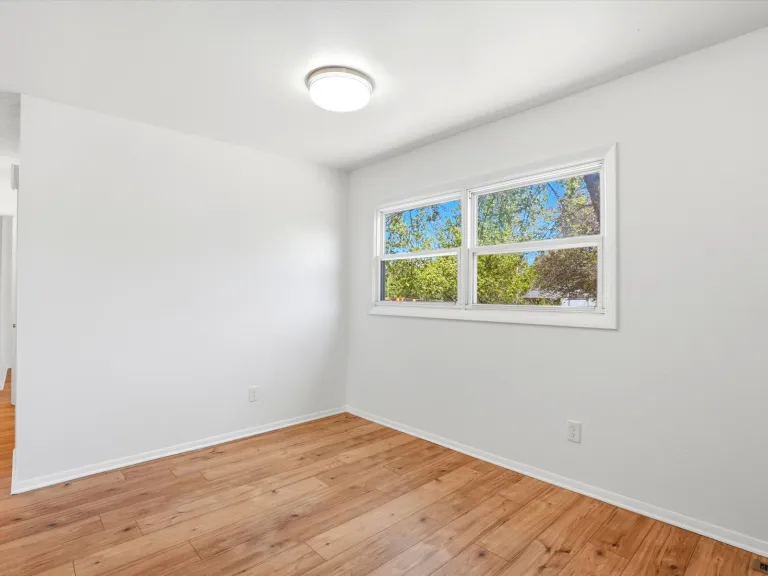 775 Bedivere Cir - Bedroom 