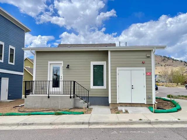 4511 West Ct-Exterior front