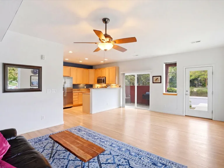 3684 Pinedale St - Dinning area