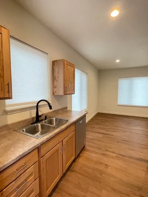 4461 West Court  - Kitchen area and view of dining area