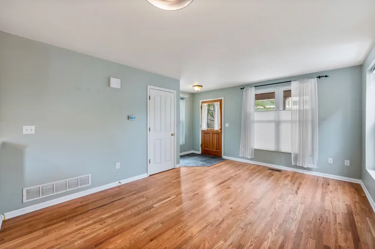 2612 Thornbird Pl - Dinning area
