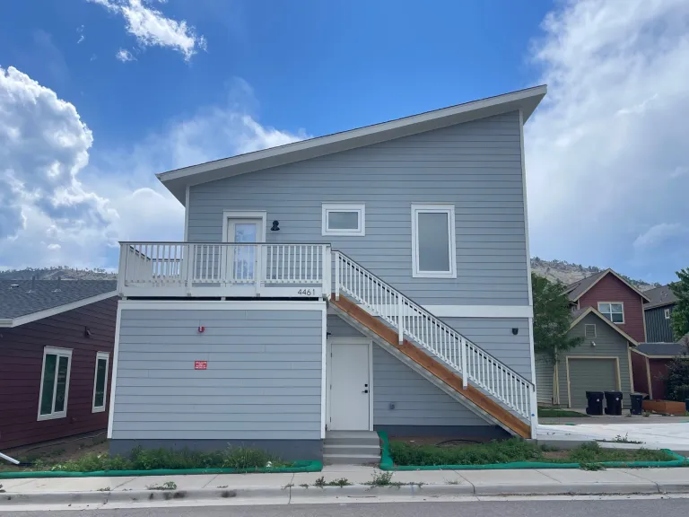 4461 West Ct - Side outside view