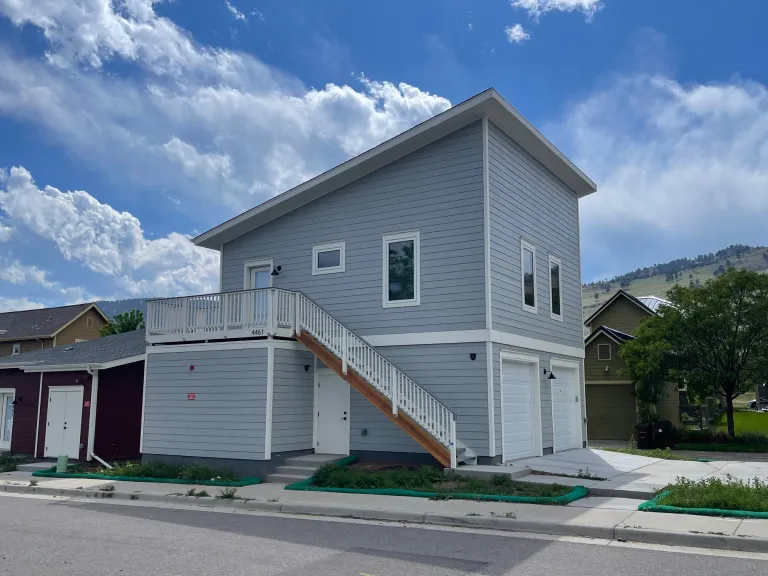 4461 West Ct - Outside view