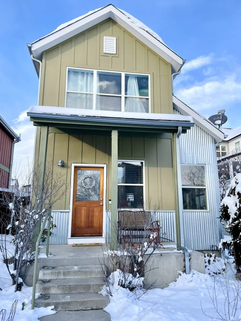 1489 Zamia Avenue Front