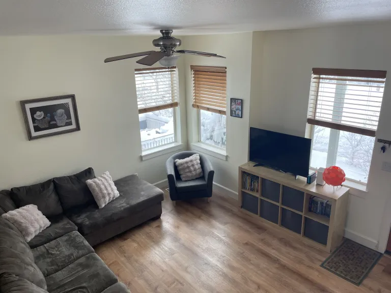 1489 Zamia Avenue Livingroom