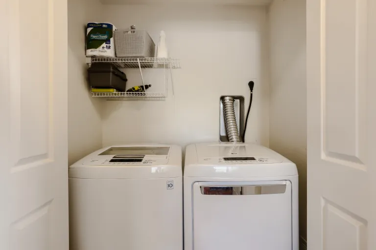 4185 47th St Unit G - Laundry Room