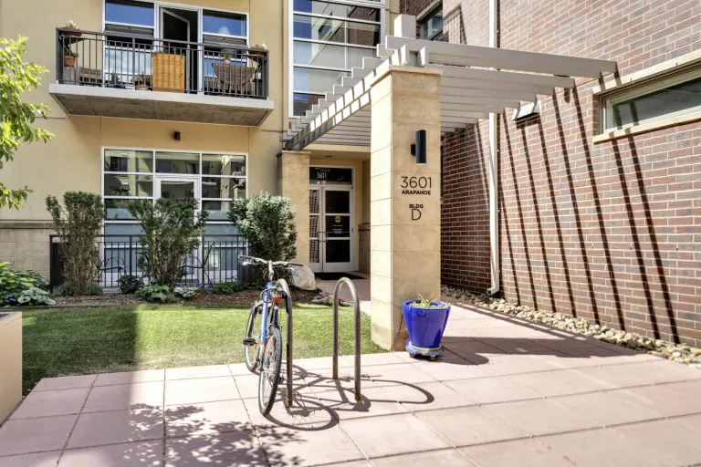3601 Arapahoe Ave Unit 105 - Exterior area