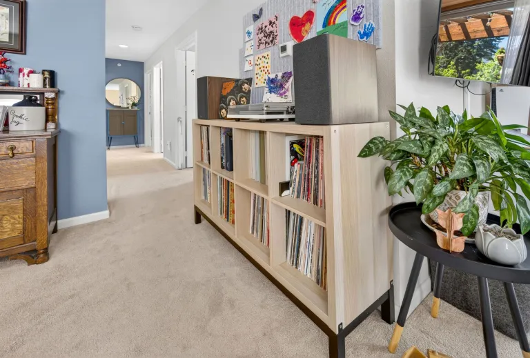 2510 Taft Drive Unit 300 Hall space