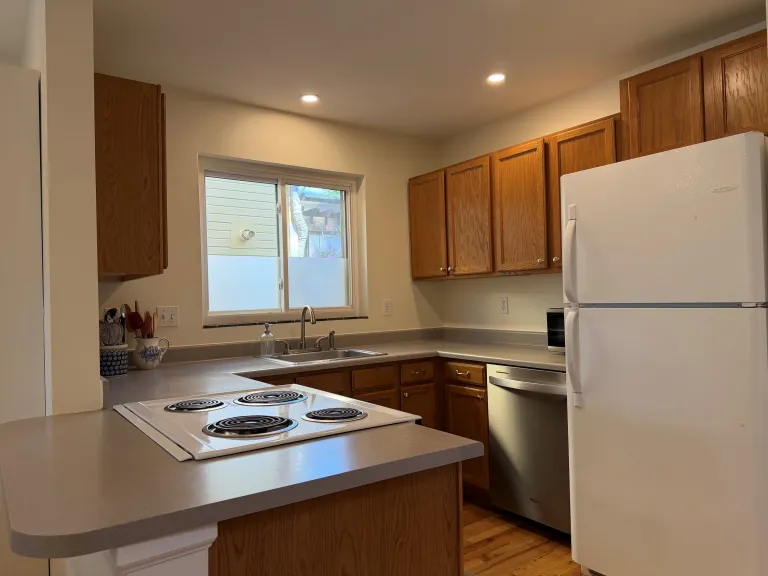 2616 Thornbird - Kitchen