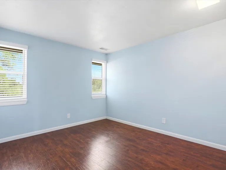 3365 Chisholm Trail B302 Bed room 1