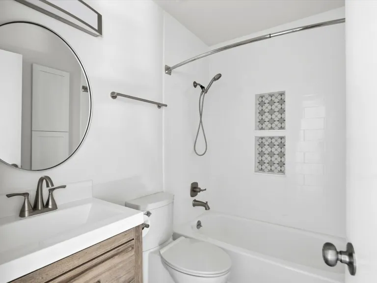 3565 28th St Unit 201 Bath