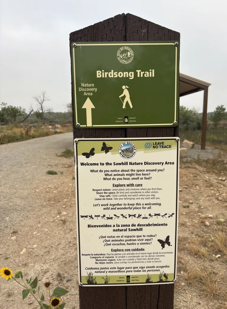 Sign for Birdsong Trail Nature Discovery area at Sawhill Ponds.