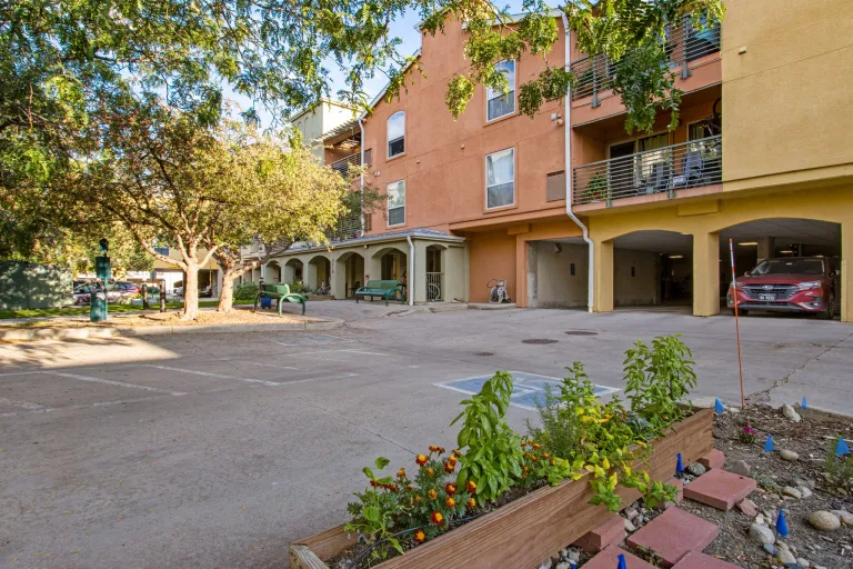 2510 Taft Dr Unit 308 outside building