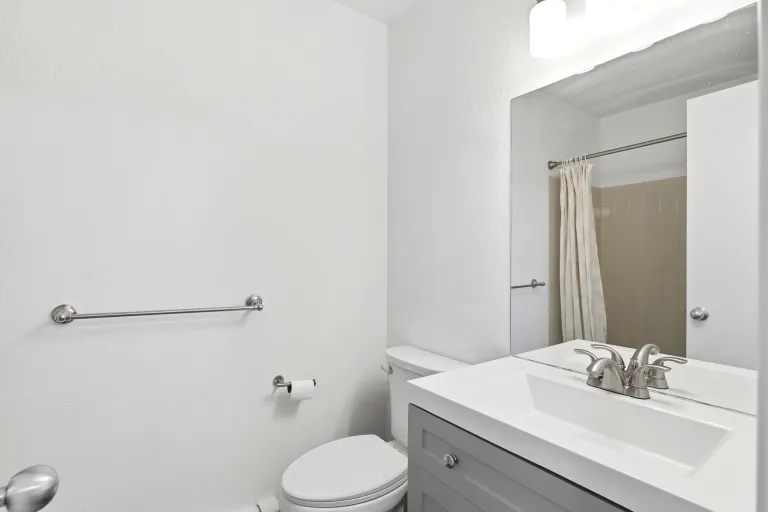 3525 28th St Unit 304 Bathroom area